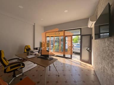 Commercial unit for sale in Ish Stacioni i Trenit Ne, Durres