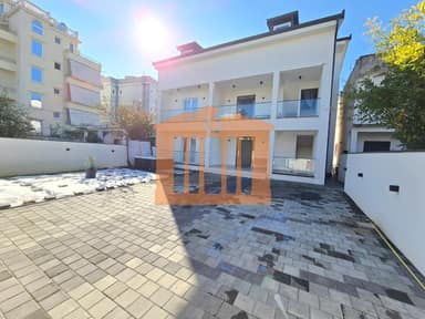 House for sale in Plazh lagja nr 13, Durres Alb