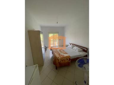 Commercial unit for rent in Golem