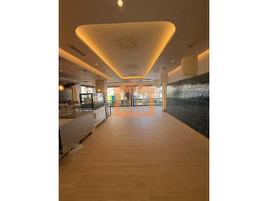 Commercial unit for rent in Fafa Resort, Golem