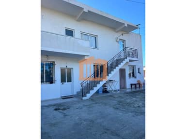 House for sale in Prane Kompleksit Tocak, Plazh, Durres
