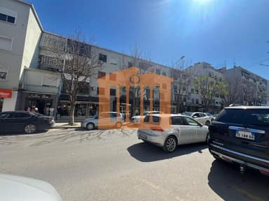 Commercial unit for rent in Prane Muzeut Te Deshmoreve, Durres