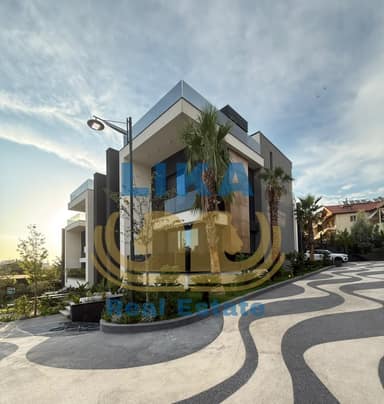 Arkitekturë moderne. Elegancë e pastër. Luks pa kompromis.