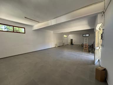 Premises for Rent – 175 m², Vlora