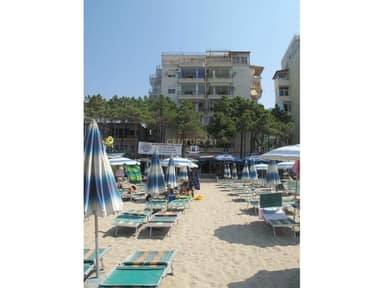 1+1 Apartment for rent by the sea at Shkembi i Kavajes.