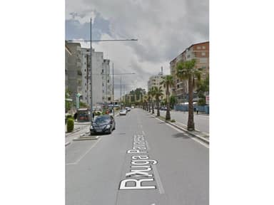 Commercial Environment for Sale in the Beach, Ilyria