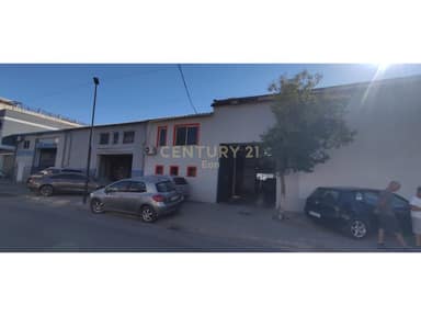 Magazine for Sale in Shkozet 252 m2