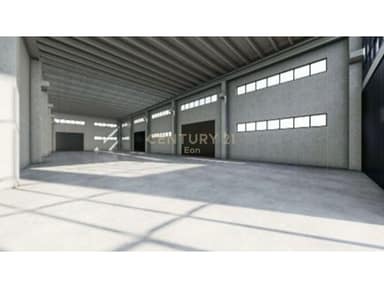 Warehouse for Rent First Row with the Road, Xhafzotaj