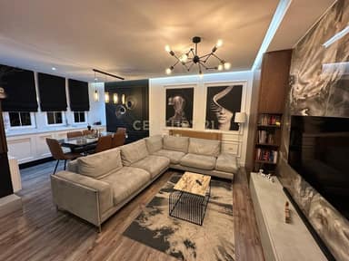 I rent a 2+1+2 apartment in the center of Durres near the port.