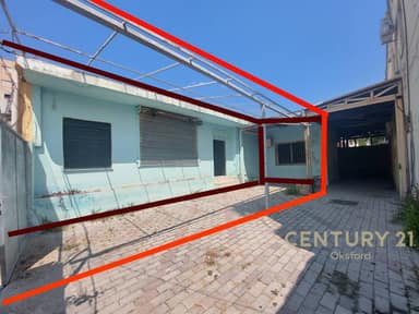Service building for sale – near the Civil Registry Office, Vlora