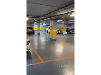 I rent a parking space, at the "Deliorgji" Complex