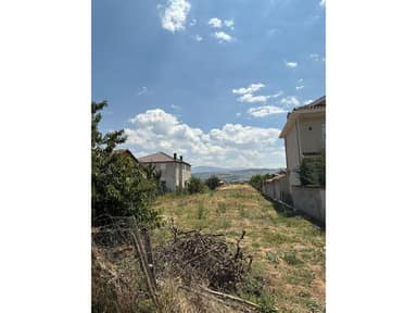 Land Plot with Surface of 400 m2, Pogradec