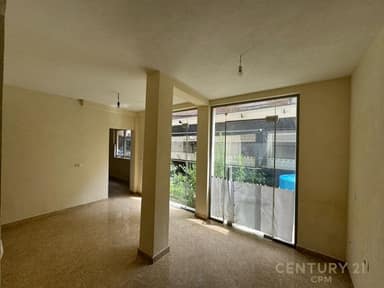 We Rent Space on Barrikadave Street