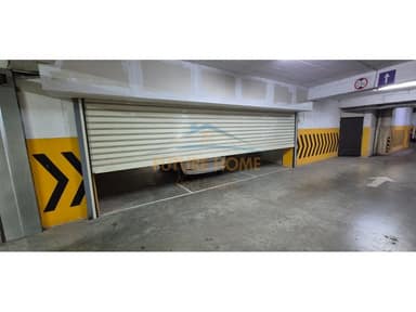 Rent, 3 parking spaces Golden Park Complex.