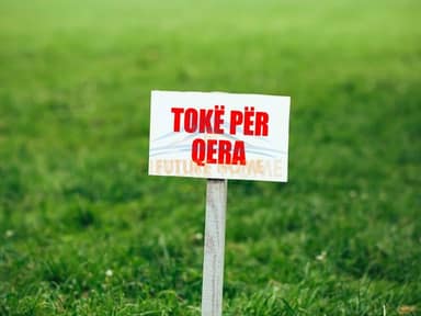 Rent, Land, Kamëz.