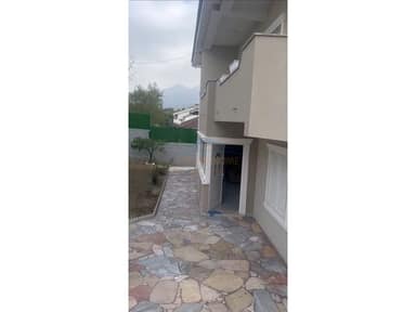 For Rent, Villa, Lundër