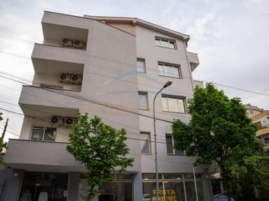 Qira, Godine Biznesi, Kodra e Diellit, Tirane