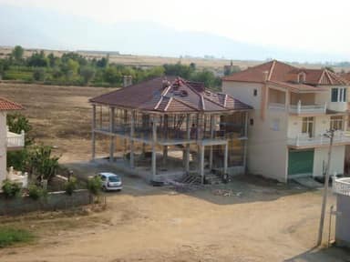 For sale, Building + Land, Neighborhood 4, Korçë.