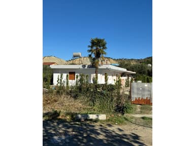 For sale, 1-story private house, at the entrance of Vlora, Transbalkan, near Kastrati gas station