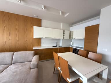 Apartment, Komuna Parisit, Tirana